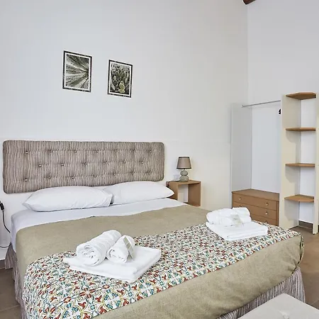 L A - Private Jacuzzi Apartament *